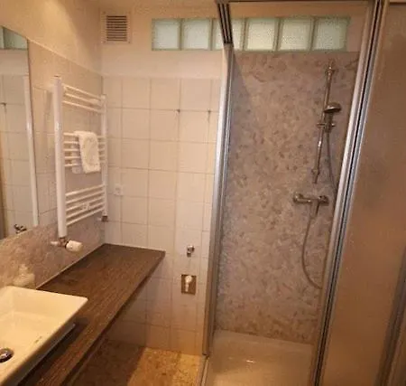 Апартаменты City Lodging Apartments *