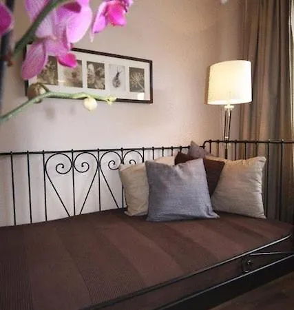 Апартаменты City Lodging Apartments